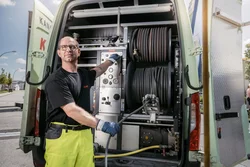 Kuchler Team für Kanalreinigung in Willmering